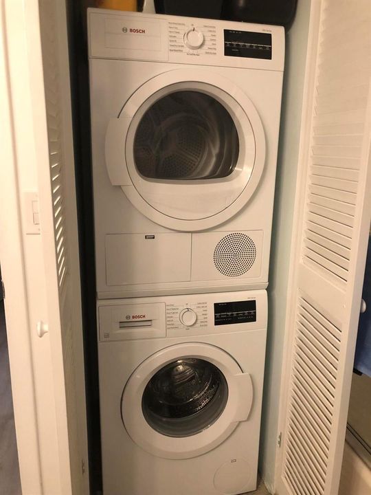 FRONT LOAD WASHER & DRYER