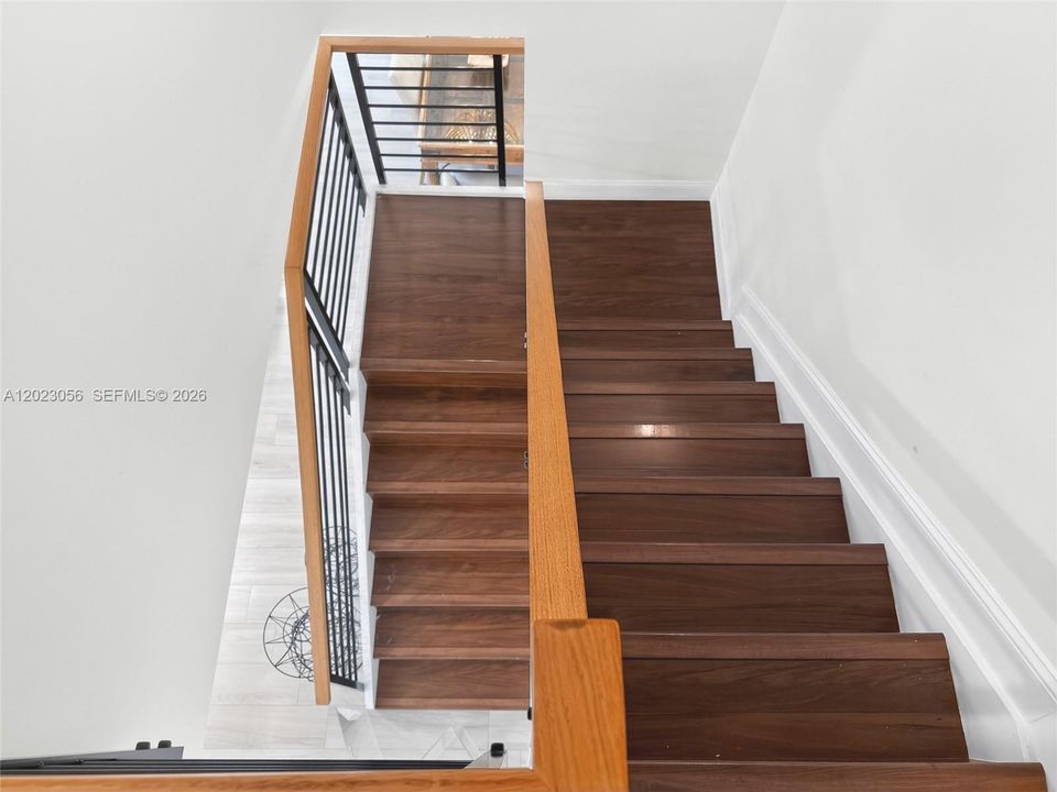 En Venta: $565,000 (3 camas, 2 baños, 1644 Pies cuadrados)