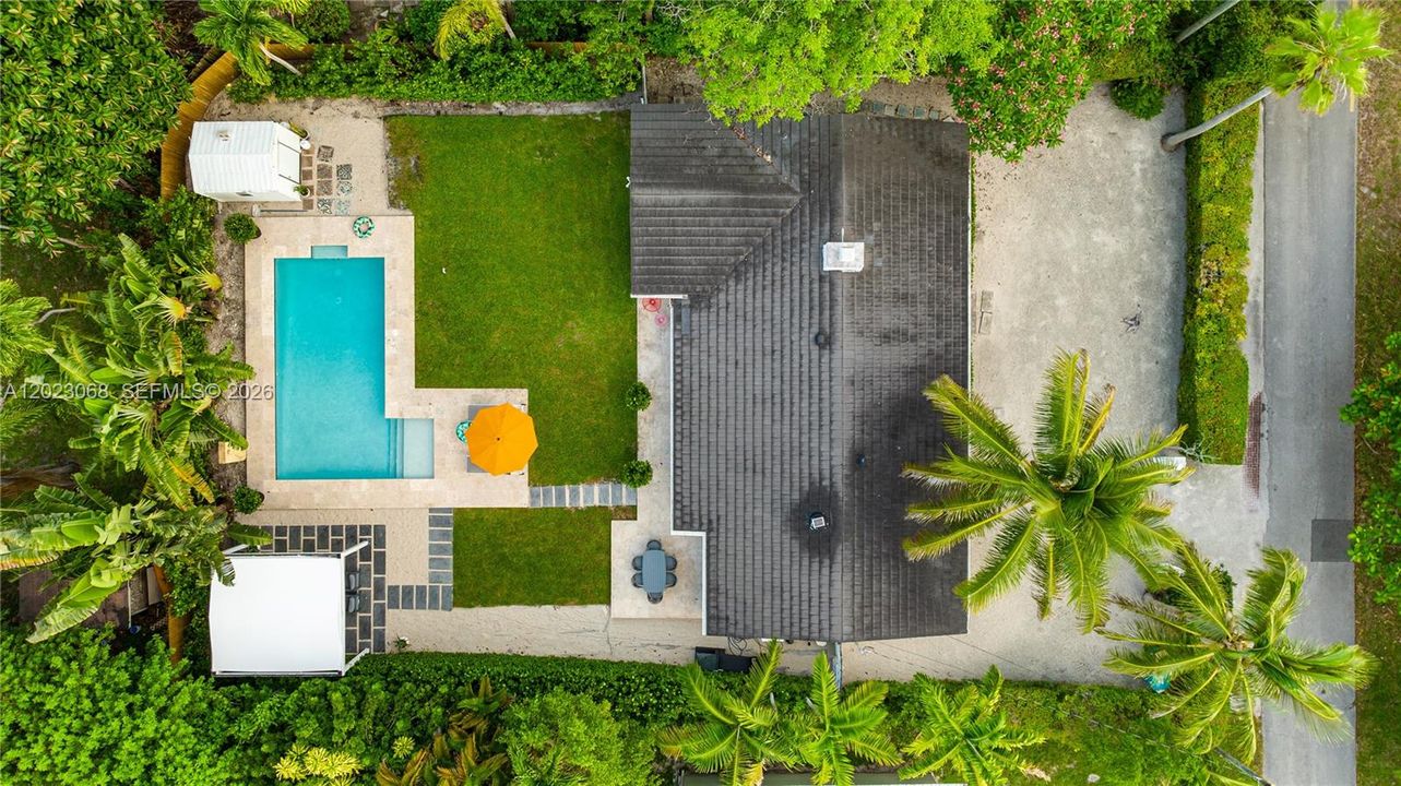 En Venta: $1,275,000 (3 camas, 3 baños, 1438 Pies cuadrados)