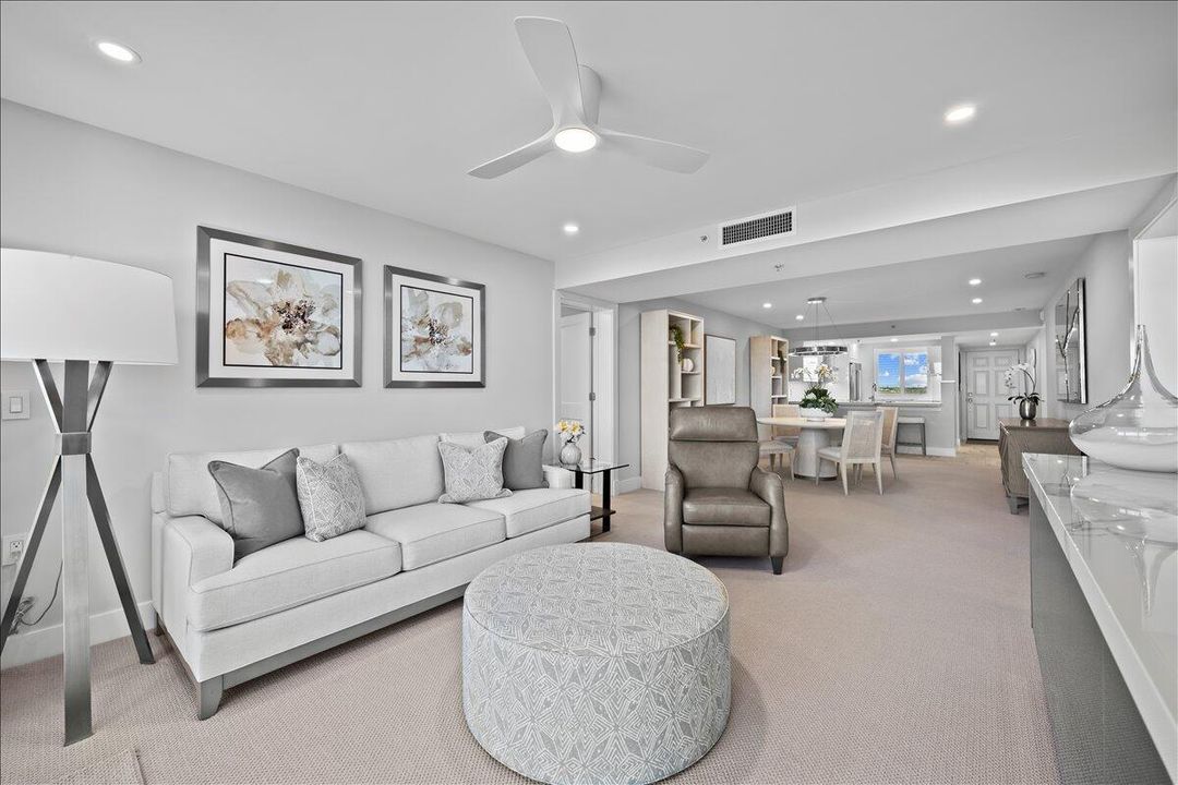 Relaxed Living Room Comfort