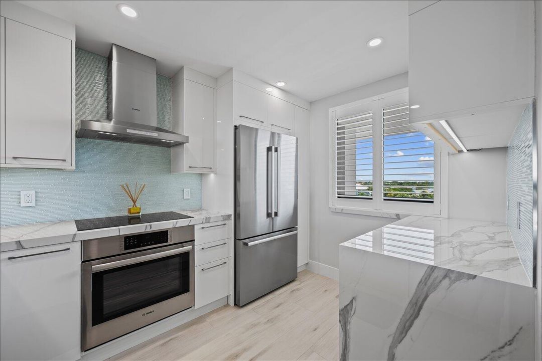Stunning Modernized Kitchen