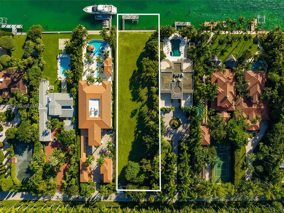 For Sale: $50,000,000 (0.92 acres)