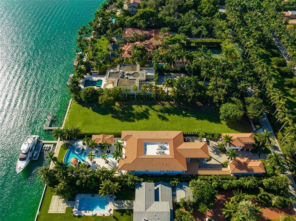 For Sale: $50,000,000 (0.92 acres)