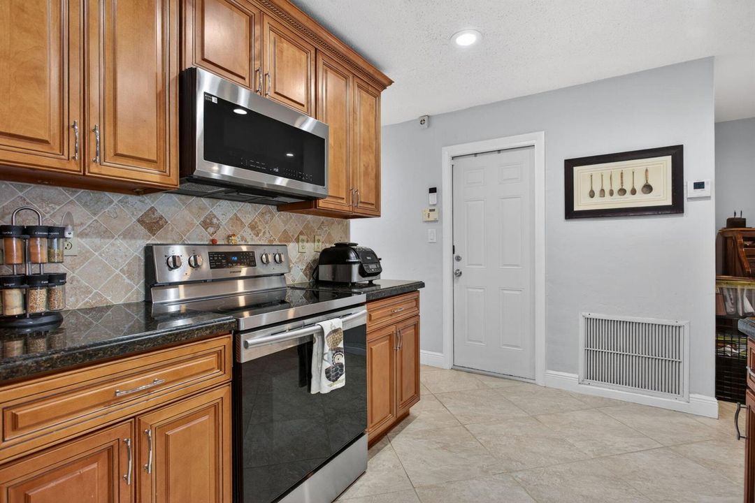 22-web-or-mls-7306-3598