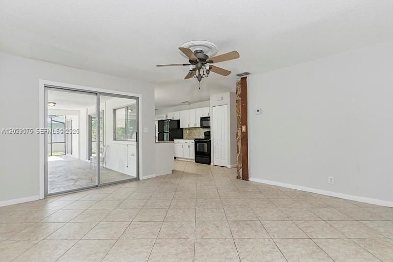 For Rent: $4,600 (4 beds, 2 baths, 2339 Square Feet)