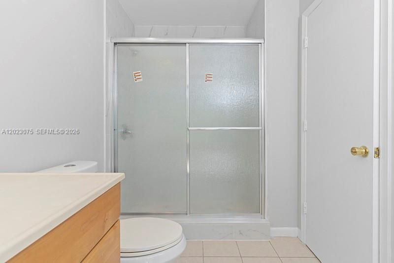 For Rent: $4,600 (4 beds, 2 baths, 2339 Square Feet)