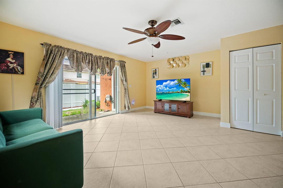 12-web-or-mls-9999-sw-26th-ct