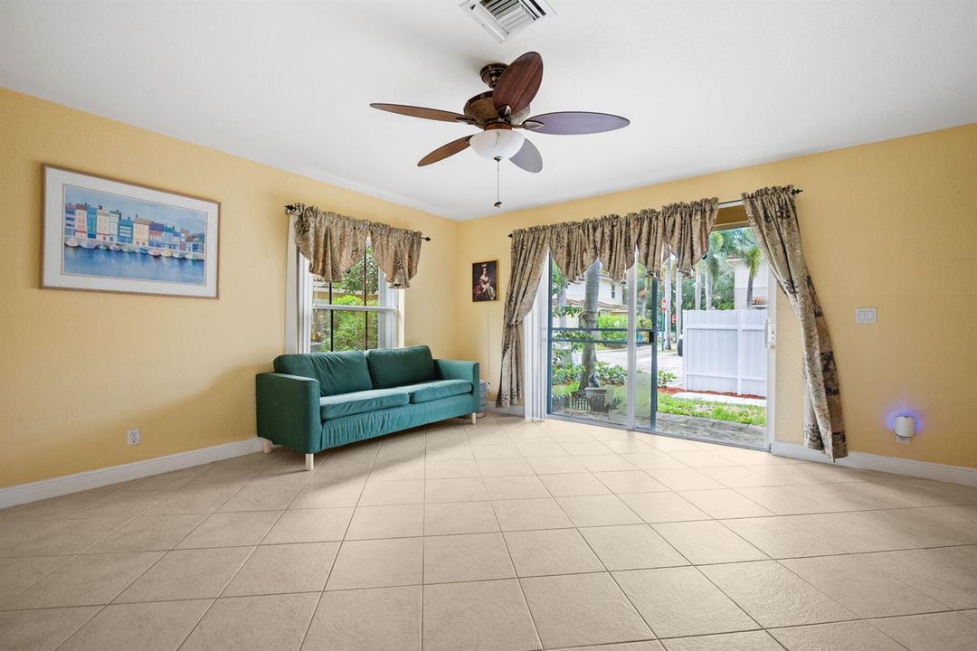 11-web-or-mls-9999-sw-26th-ct
