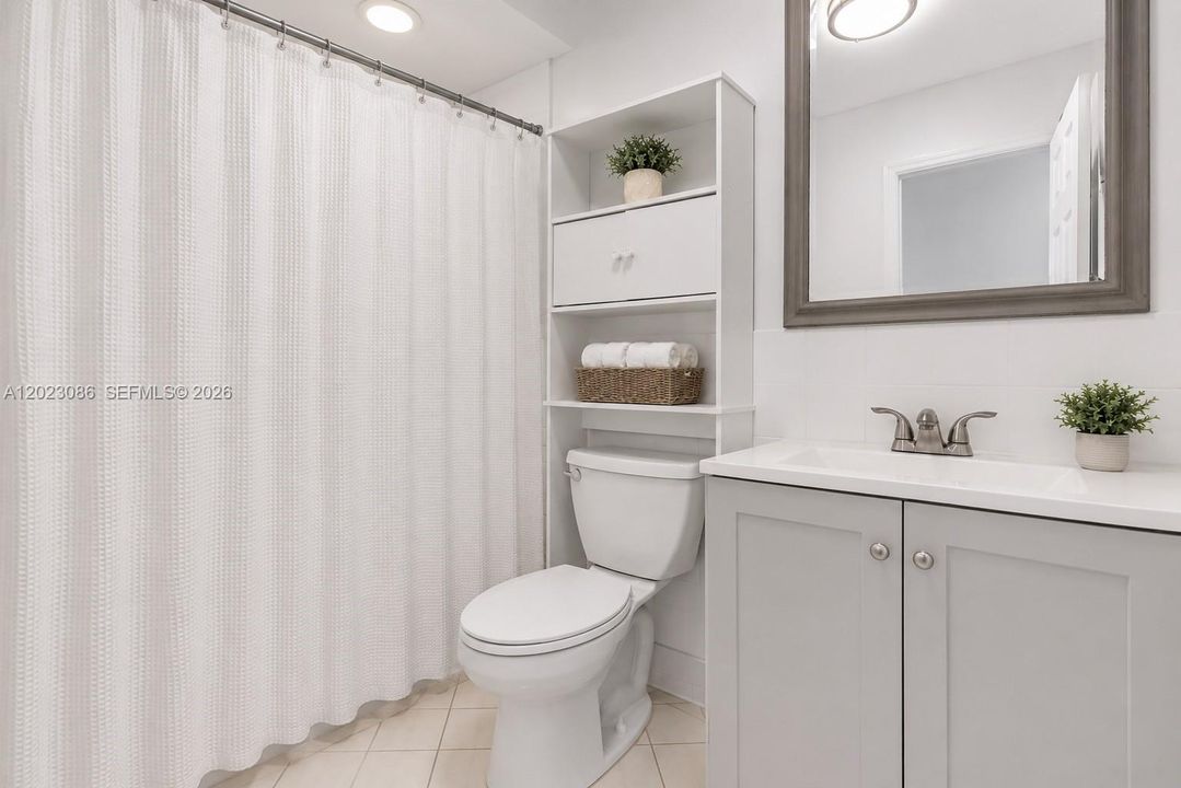 For Sale: $464,500 (3 beds, 2 baths, 1833 Square Feet)