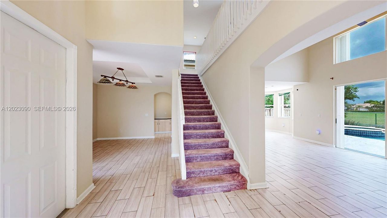 For Sale: $575,000 (4 beds, 3 baths, 2786 Square Feet)
