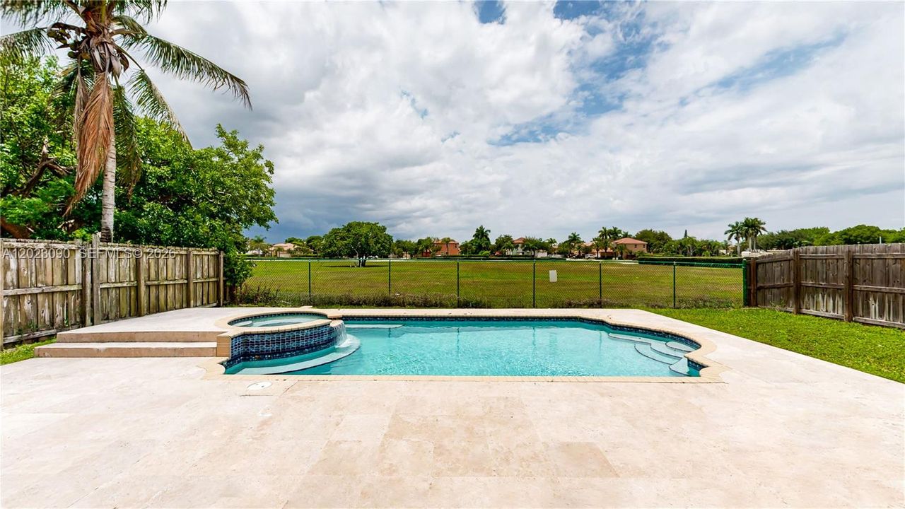 For Sale: $575,000 (4 beds, 3 baths, 2786 Square Feet)