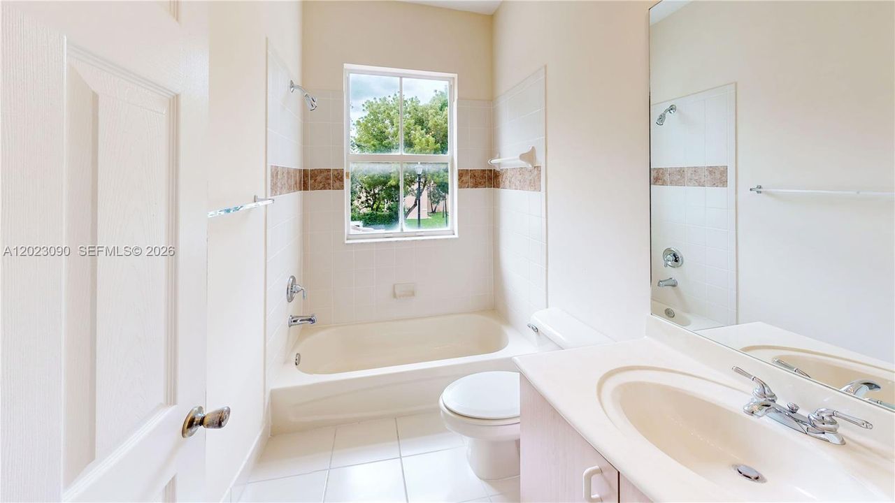 For Sale: $575,000 (4 beds, 3 baths, 2786 Square Feet)