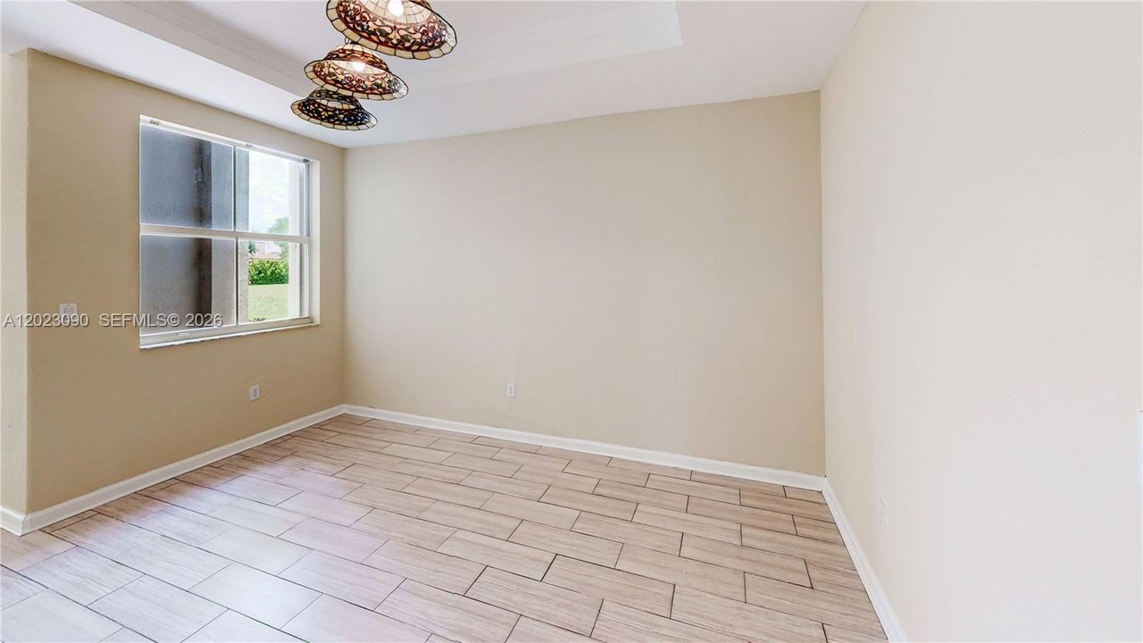 For Sale: $575,000 (4 beds, 3 baths, 2786 Square Feet)