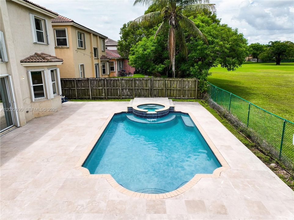 For Sale: $575,000 (4 beds, 3 baths, 2786 Square Feet)