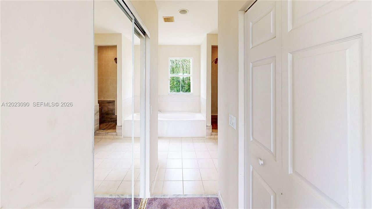 For Sale: $575,000 (4 beds, 3 baths, 2786 Square Feet)