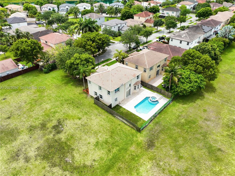 For Sale: $575,000 (4 beds, 3 baths, 2786 Square Feet)