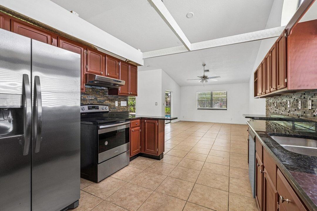 013-14616AutumnAvenue-Wellington-FL-3341
