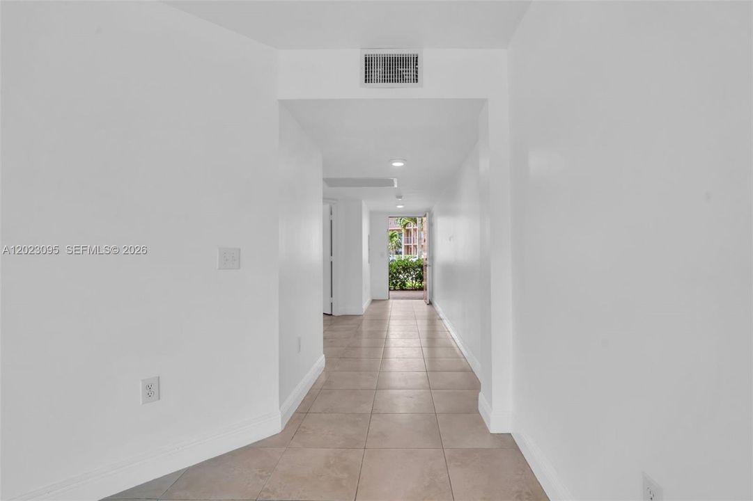En Venta: $175,000 (1 camas, 1 baños, 1056 Pies cuadrados)