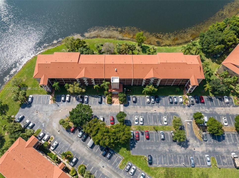 En Venta: $175,000 (1 camas, 1 baños, 1056 Pies cuadrados)