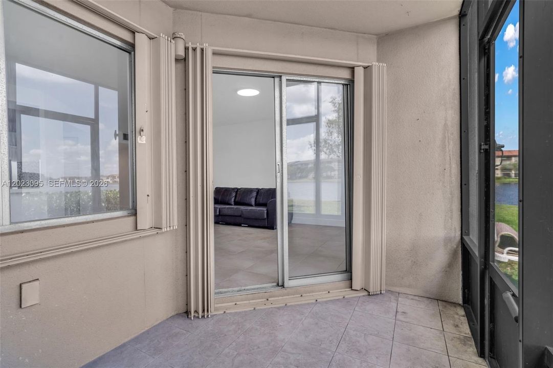 En Venta: $175,000 (1 camas, 1 baños, 1056 Pies cuadrados)