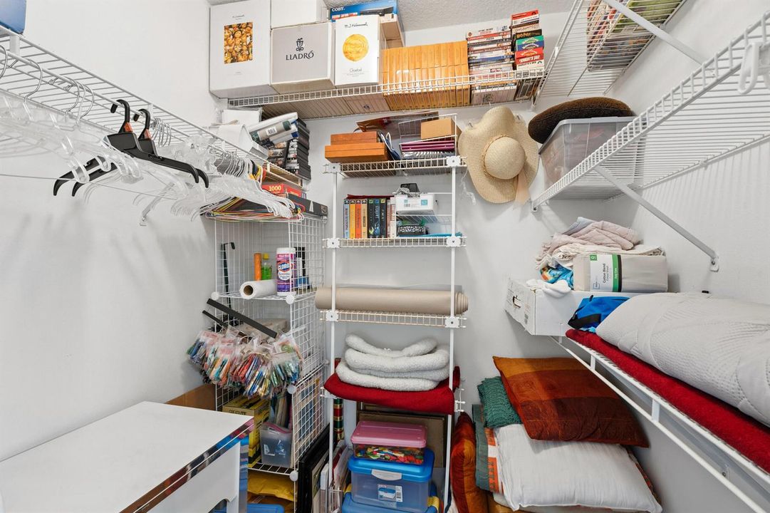 Walk-in closet