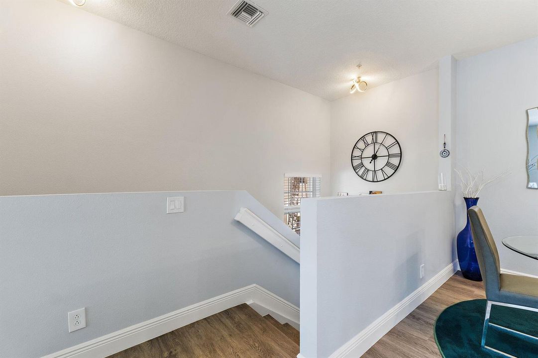 027-114LighthouseCir-UnitC-SMALL