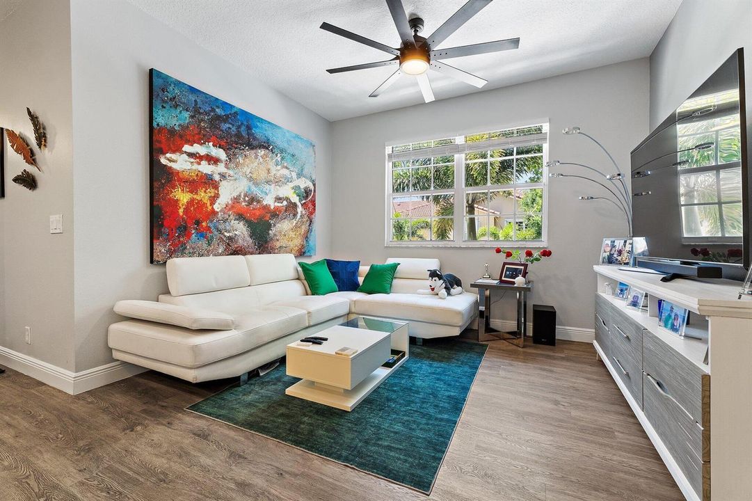 031-114LighthouseCir-UnitC-SMALL