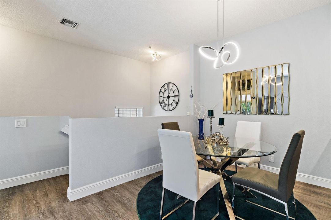 028-114LighthouseCir-UnitC-SMALL
