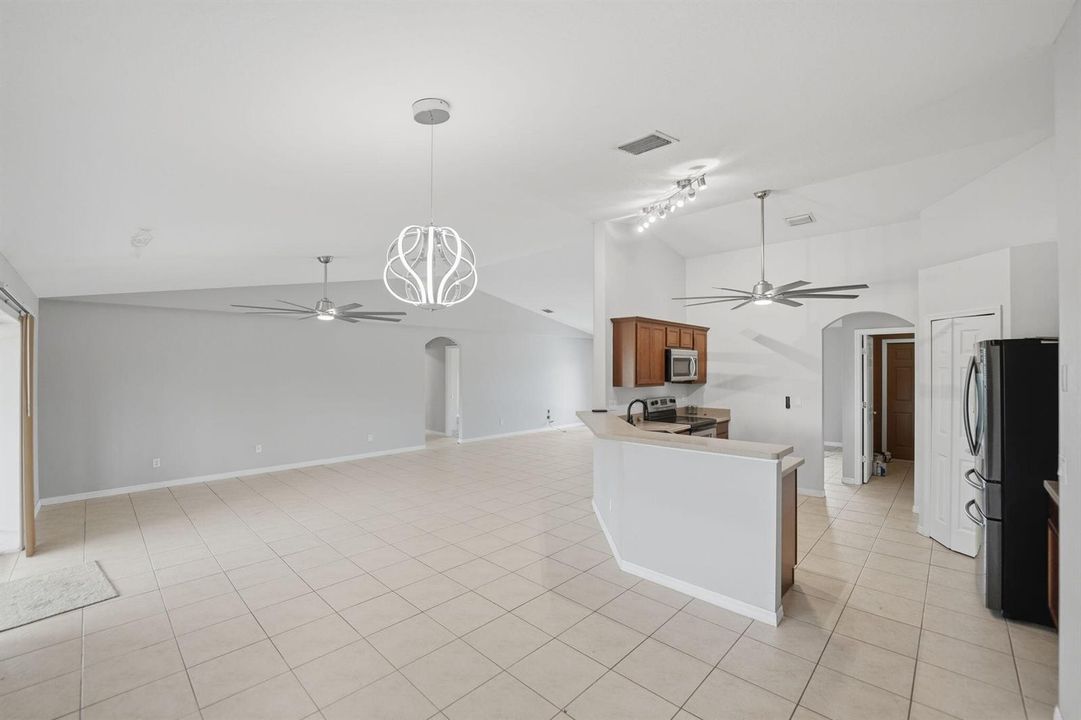 29-web-or-mls-3768-seminole-rd