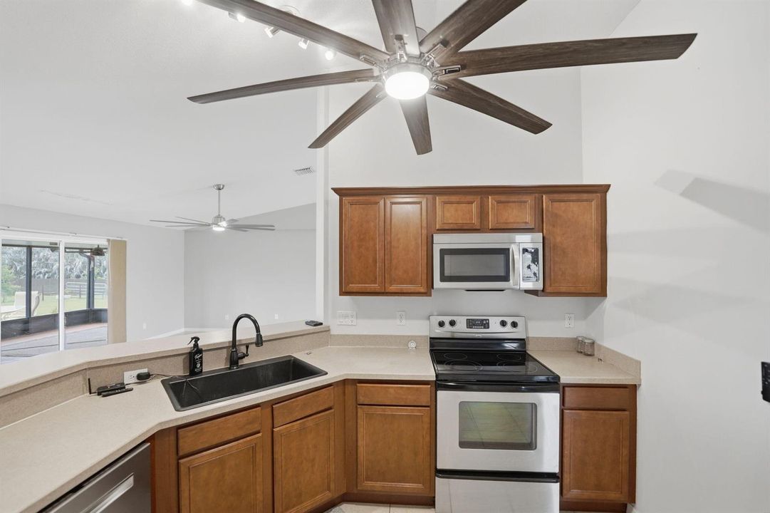 31-web-or-mls-3768-seminole-rd