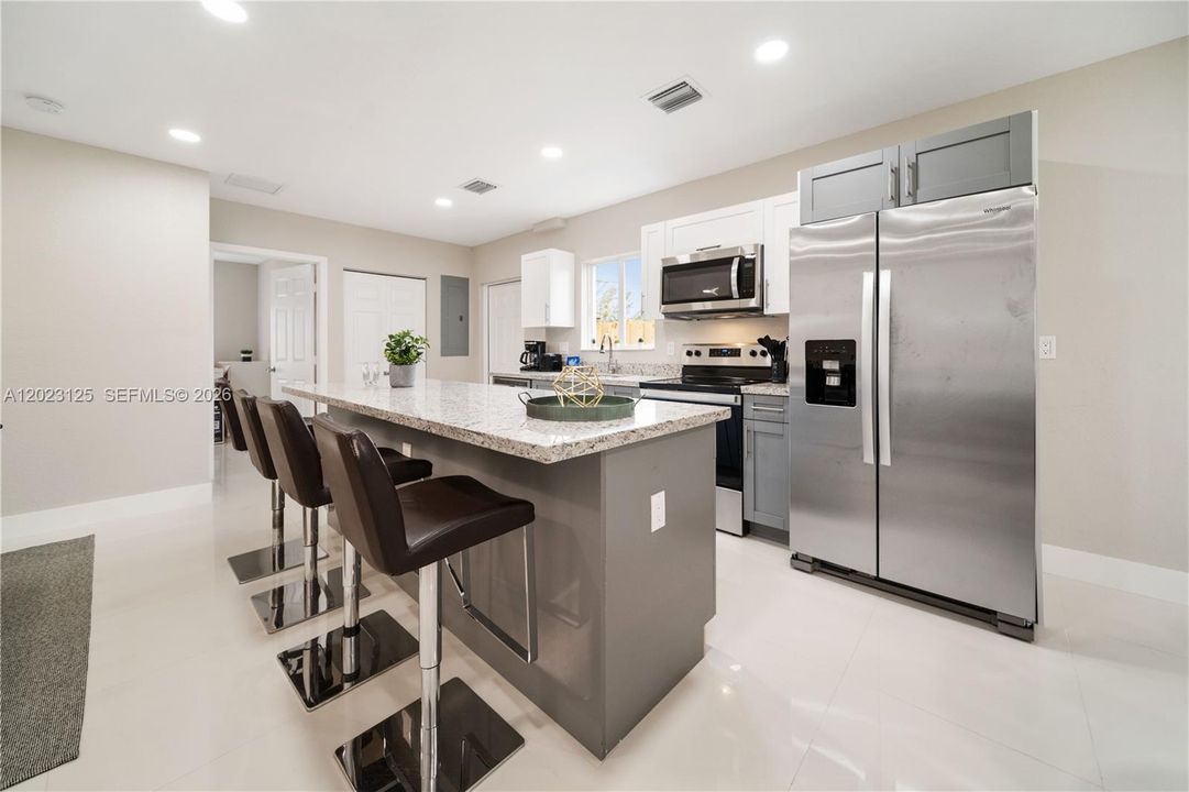 For Rent: $3,800 (4 beds, 3 baths, 1728 Square Feet)