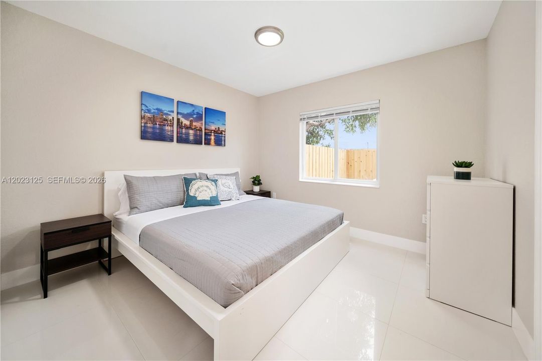 For Rent: $3,800 (4 beds, 3 baths, 1728 Square Feet)