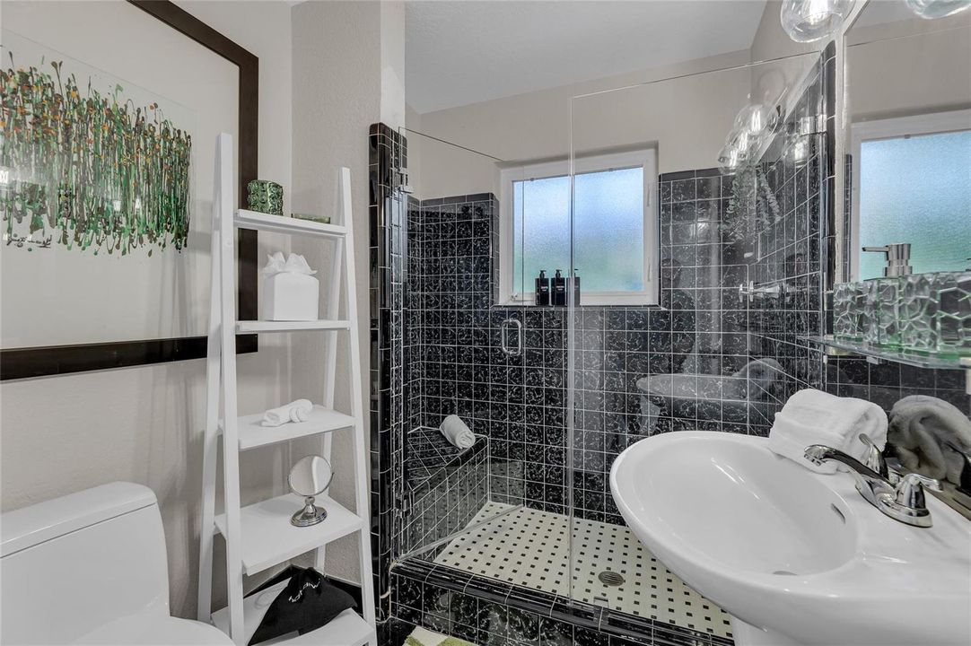 Hallway Full Bathroom