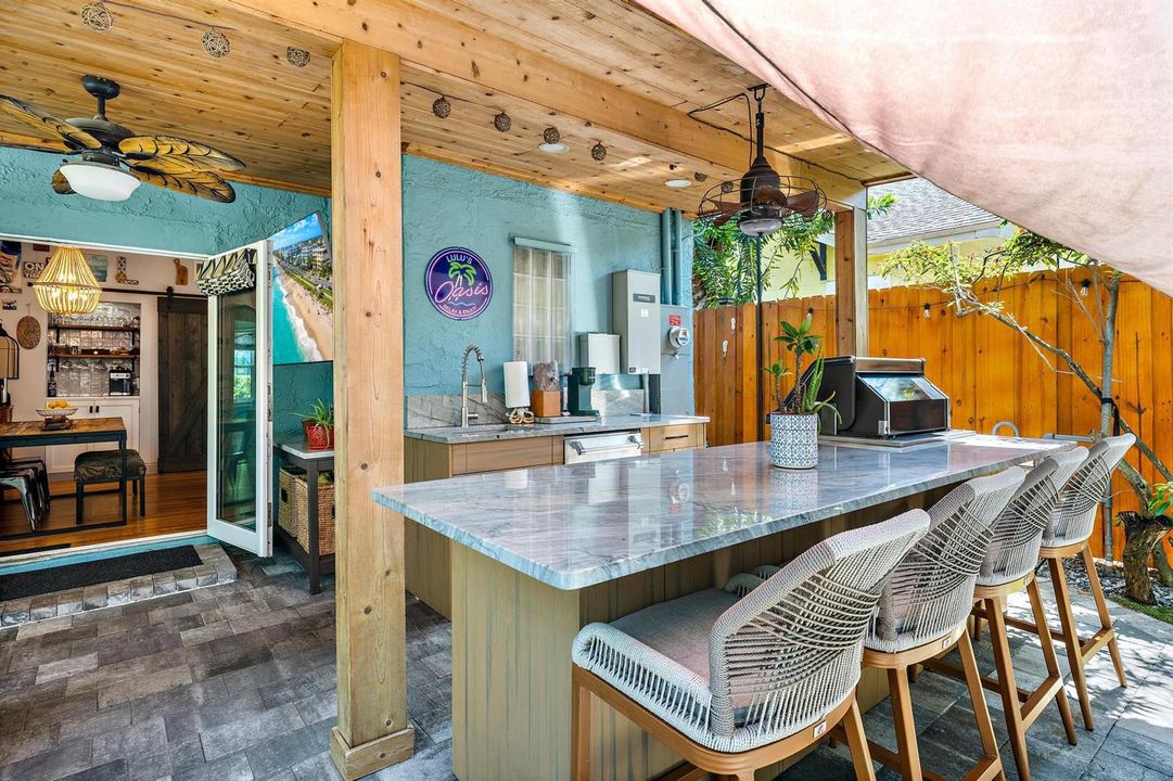 823 Selkirk St-27