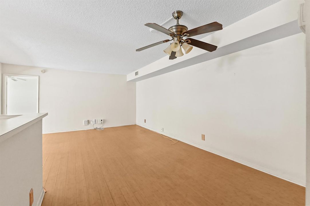 10 Dining area 02