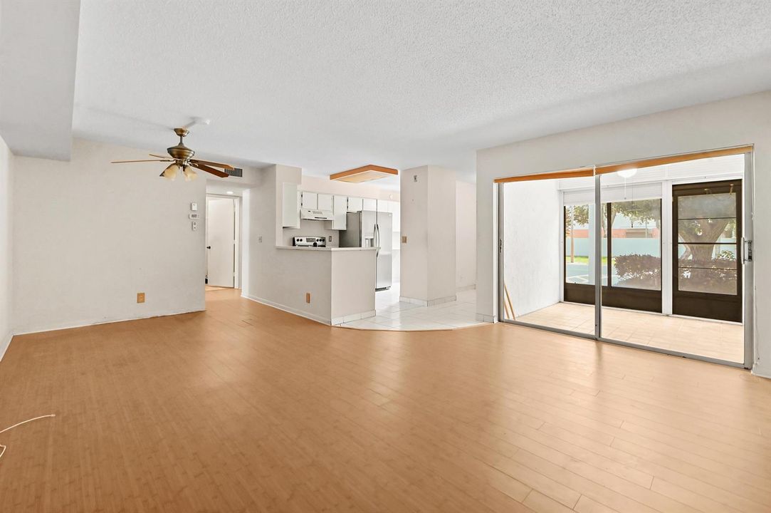 08 Living room 04