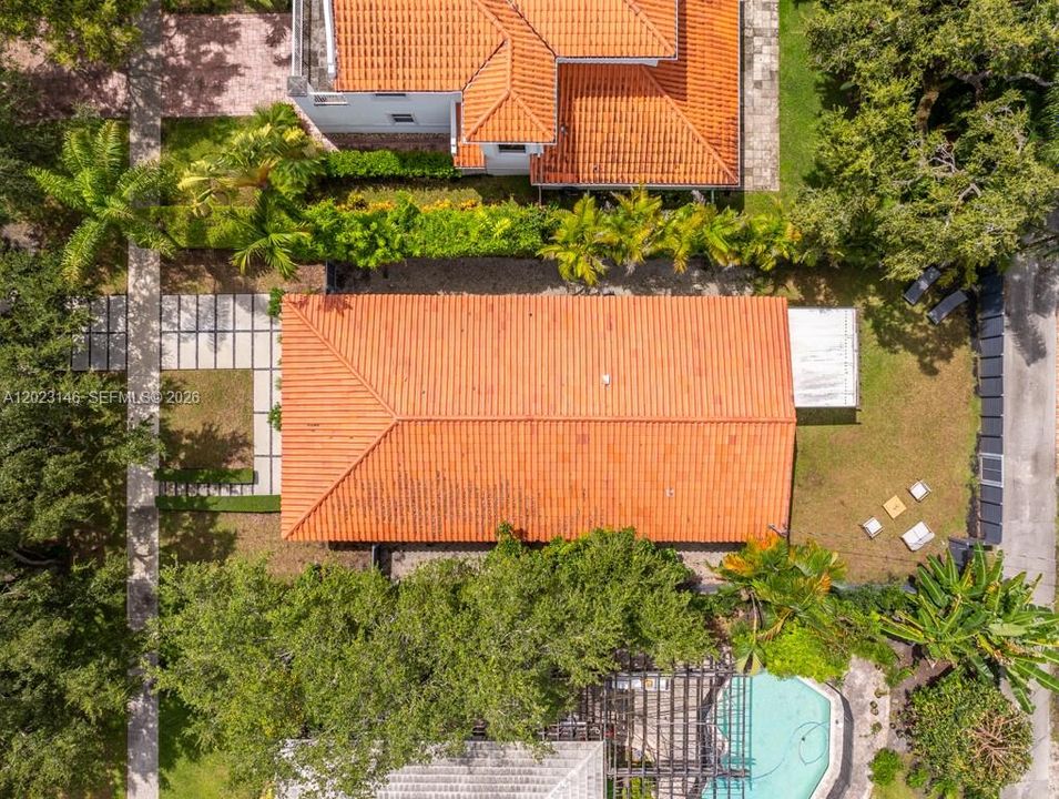 На продажу: $1,250,000 (3 спален, 2 ванн, 1920 Квадратных фут)