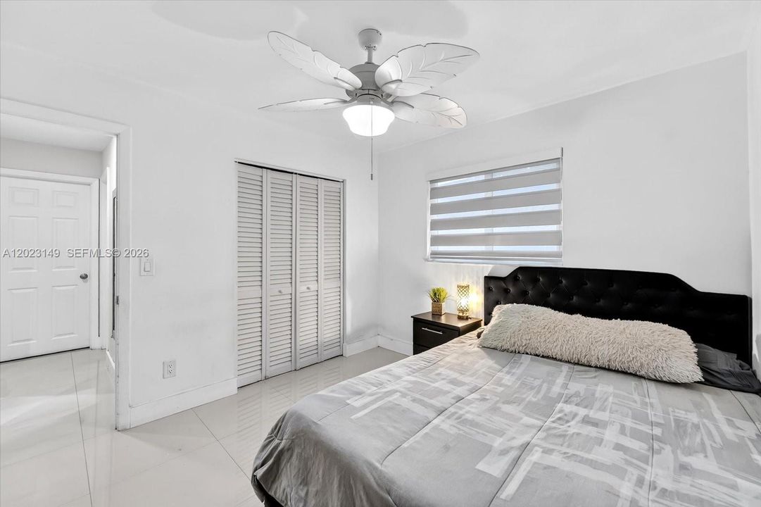 Activo con contrato: $550,000 (3 camas, 2 baños, 1268 Pies cuadrados)