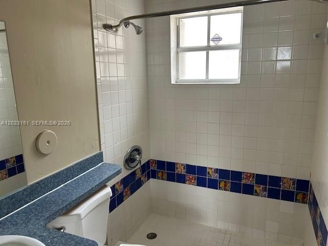 В аренду: $2,450 (3 спален, 2 ванн, 1125 Квадратных фут)