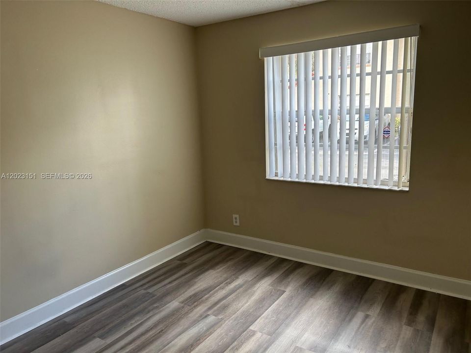 В аренду: $2,450 (3 спален, 2 ванн, 1125 Квадратных фут)