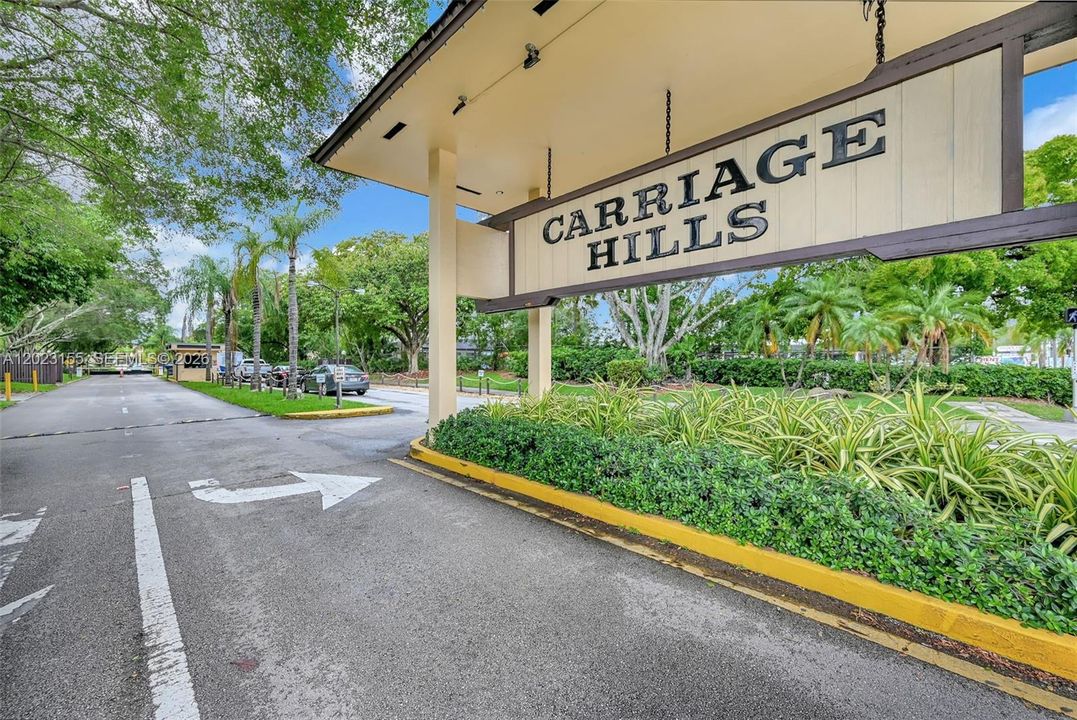 For Sale: $229,000 (2 beds, 2 baths, 960 Square Feet)