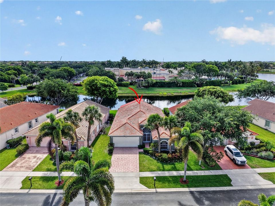 For Sale: $649,000 (3 beds, 2 baths, 2026 Square Feet)