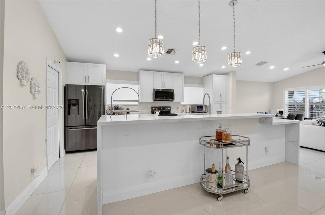 For Sale: $649,000 (3 beds, 2 baths, 2026 Square Feet)