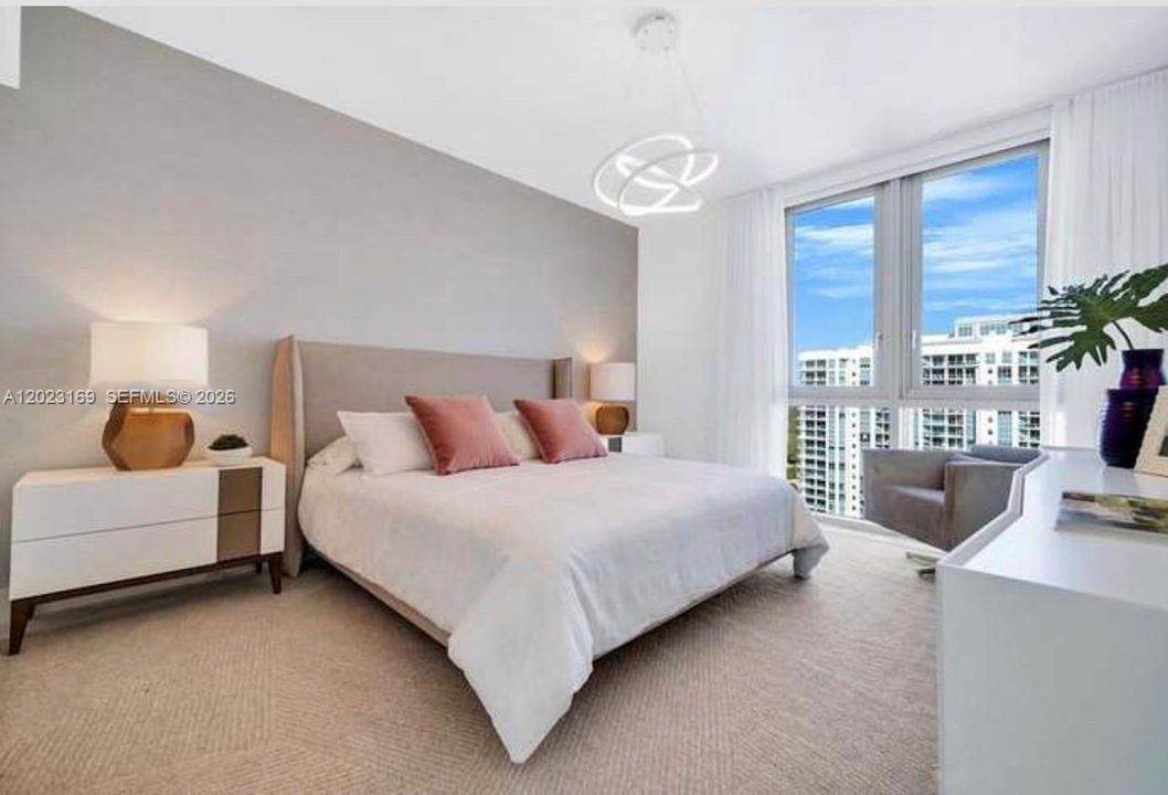 For Sale: $1,990,000 (3 beds, 3 baths, 2225 Square Feet)