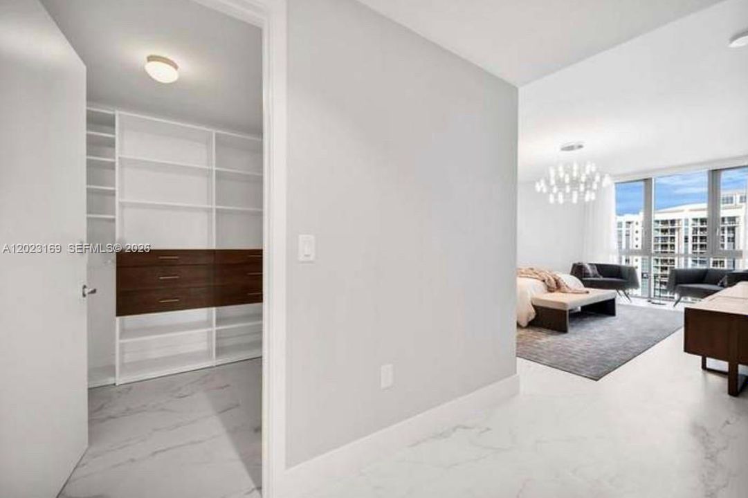 For Sale: $1,990,000 (3 beds, 3 baths, 2225 Square Feet)