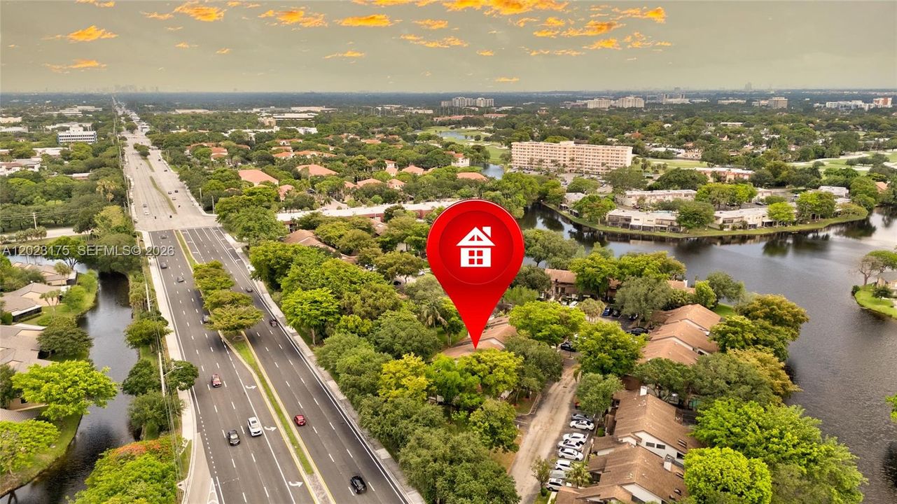 En Venta: $349,000 (2 camas, 2 baños, 1400 Pies cuadrados)