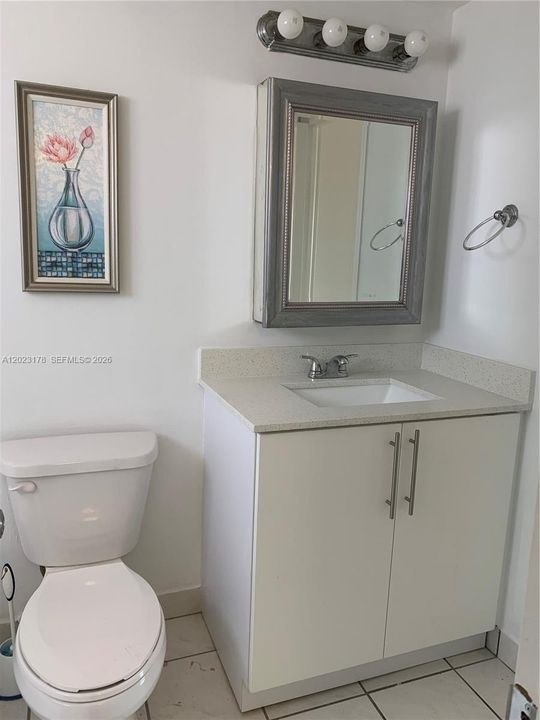 В аренду: $1,800 (1 спален, 1 ванн, 712 Квадратных фут)