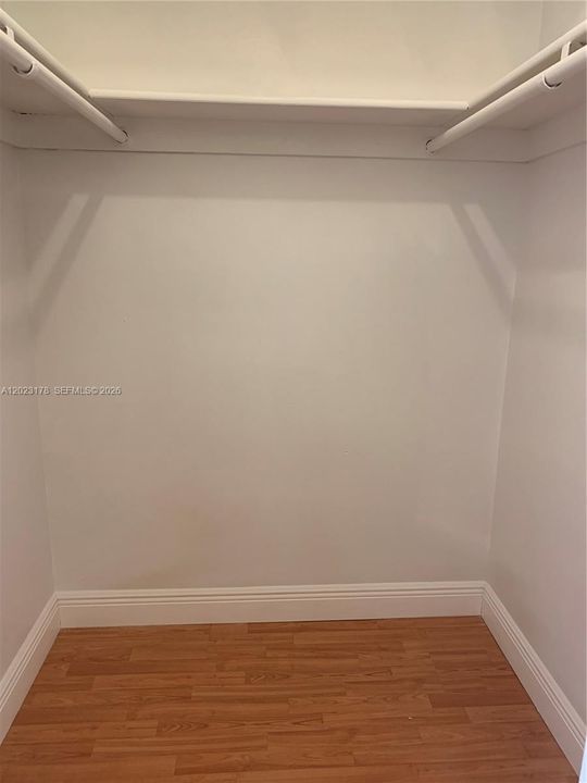 В аренду: $1,800 (1 спален, 1 ванн, 712 Квадратных фут)