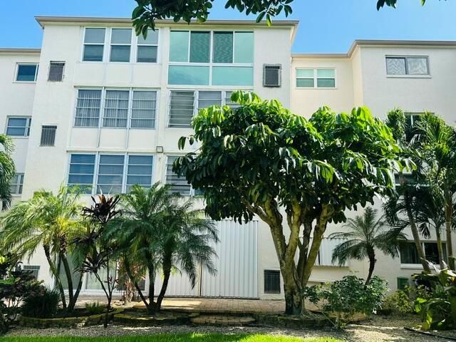 owners 1st floor unit