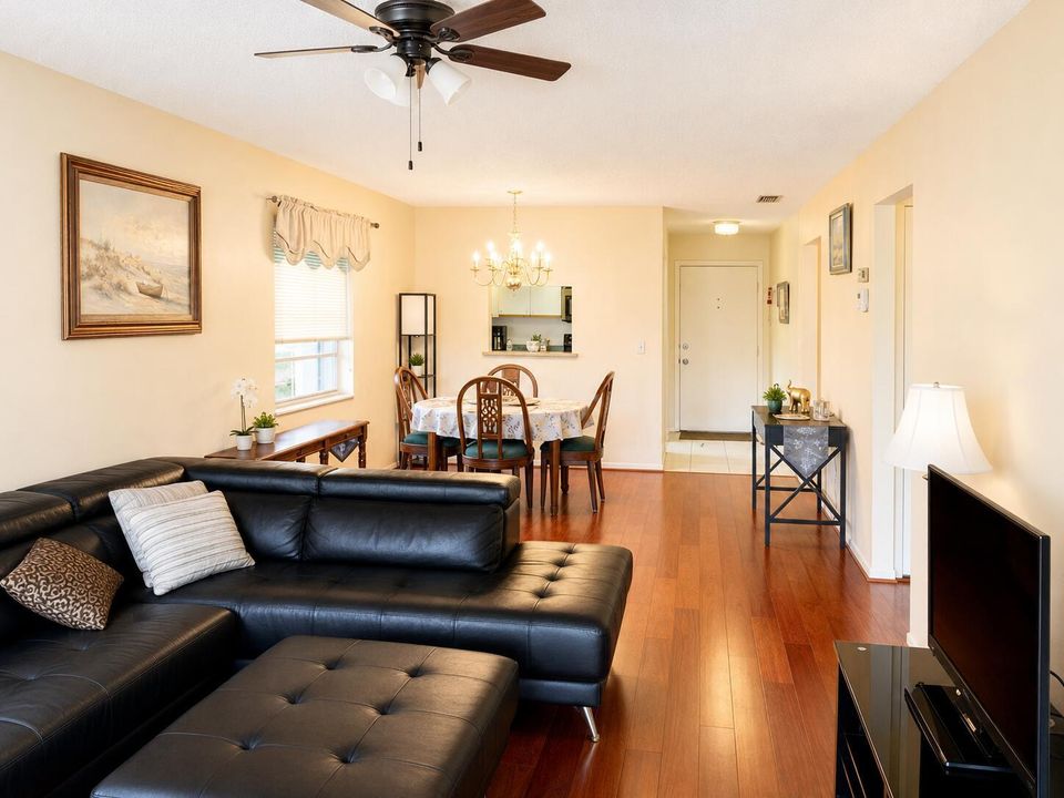 Living room 2